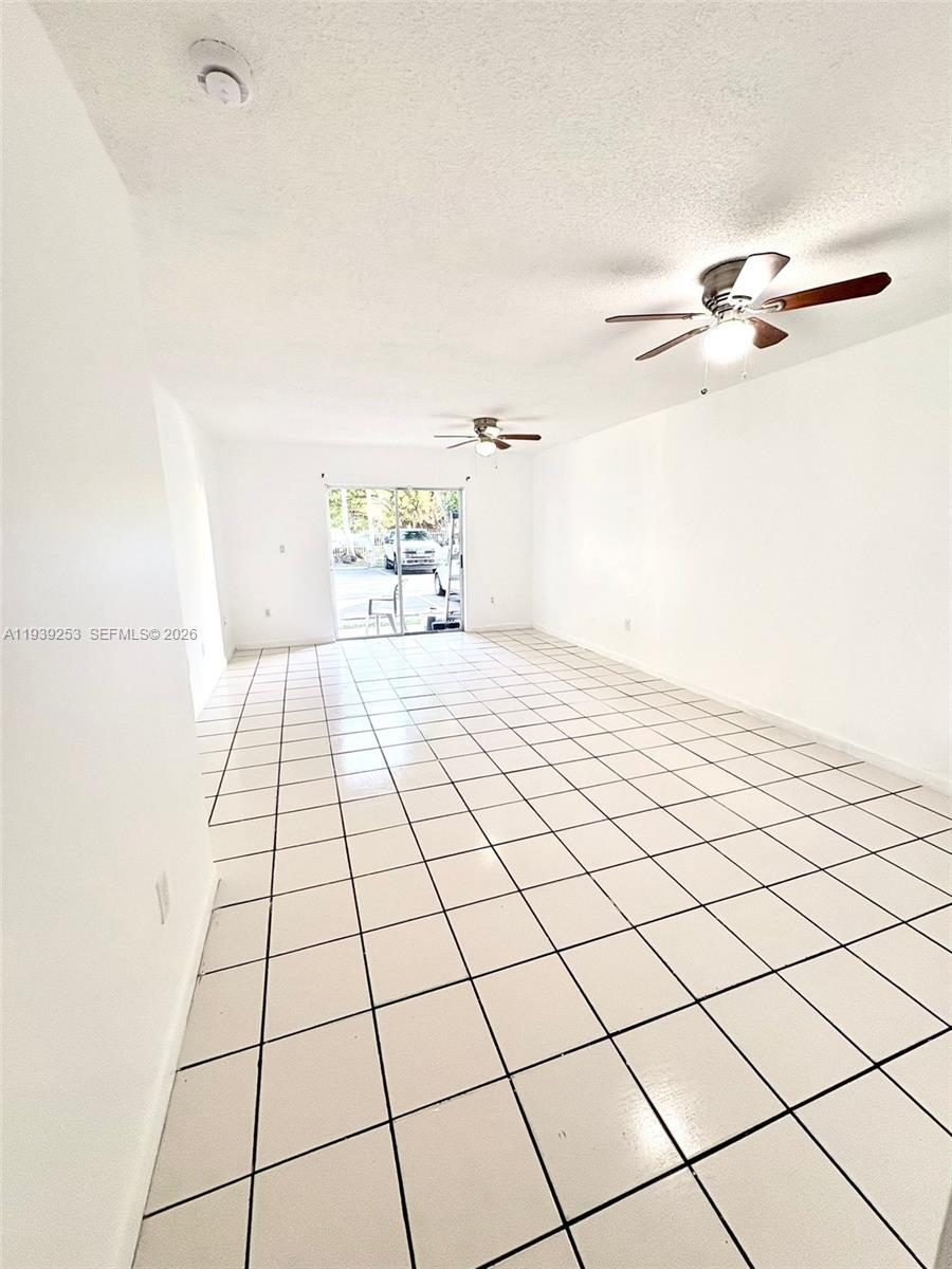 11301 SW 200th St # A, Miami FL 33157