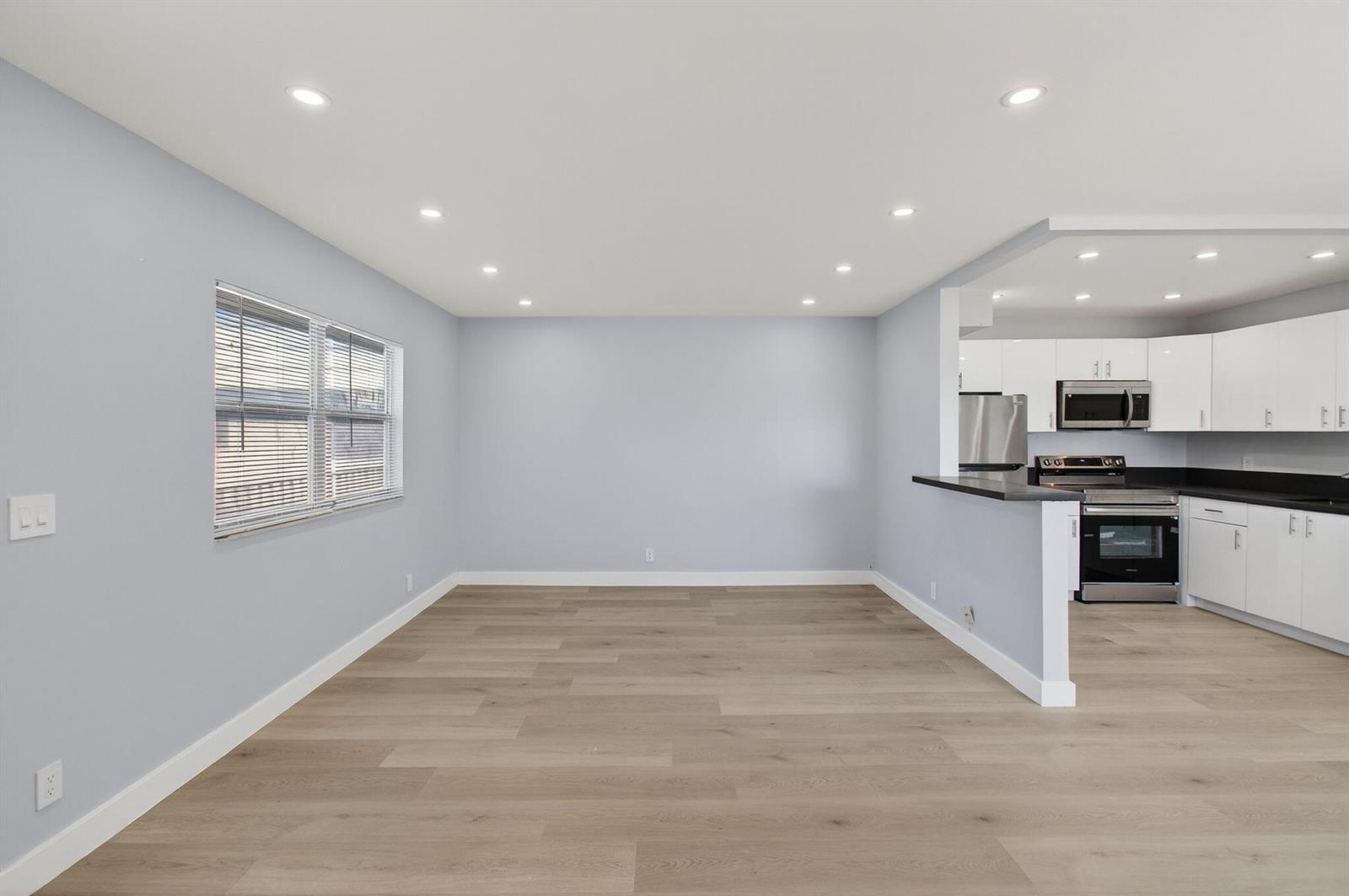 171 Monaco D, Delray Beach FL 33446 photo 4