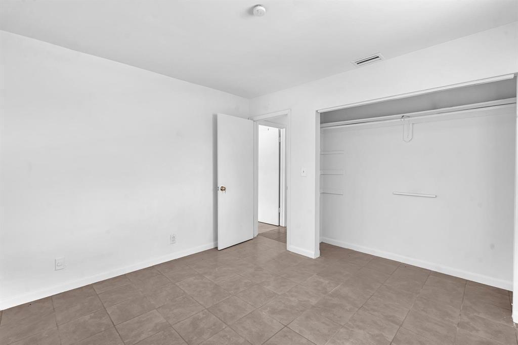 5748 NW 27th Court, Fort Lauderdale FL 33313 photo 3