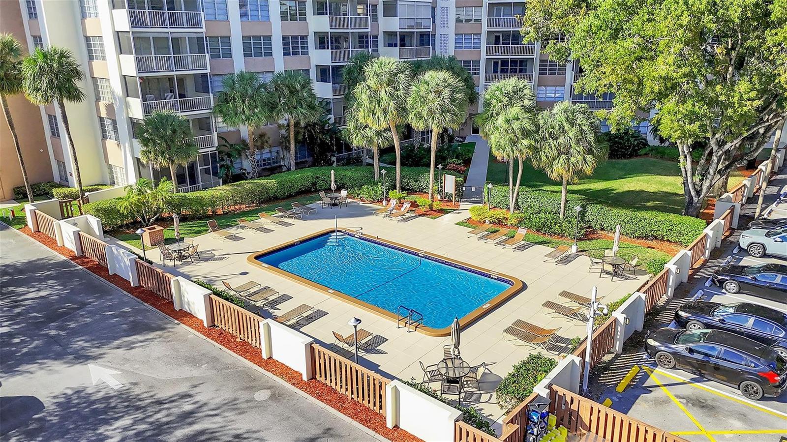 10777 W Sample Road # 711, Coral Springs FL 33065 photo 4