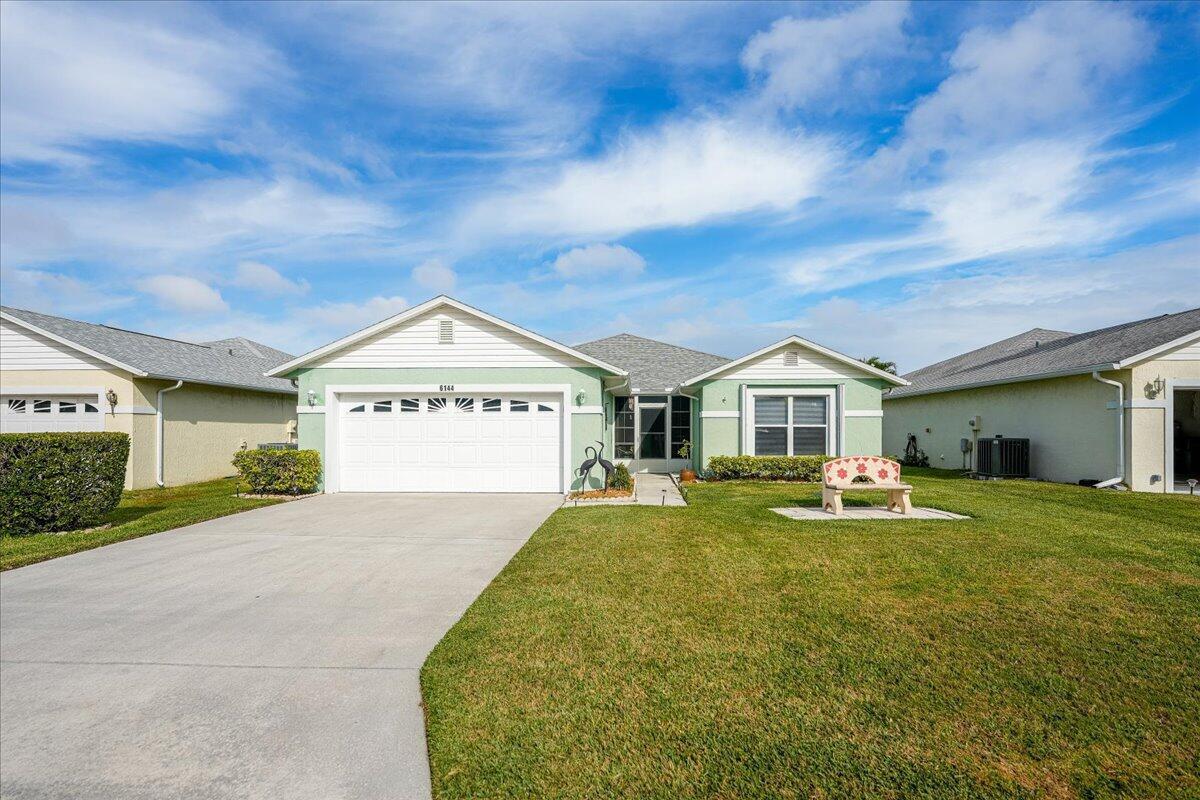 6144 Alexandria Circle, Fort Pierce FL 34982 photo 2