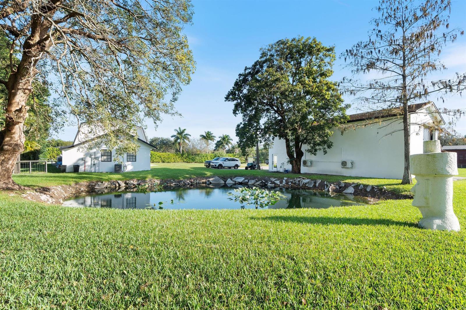 5702 SW 136 Avenue, Southwest Ranches FL 33330 photo 3