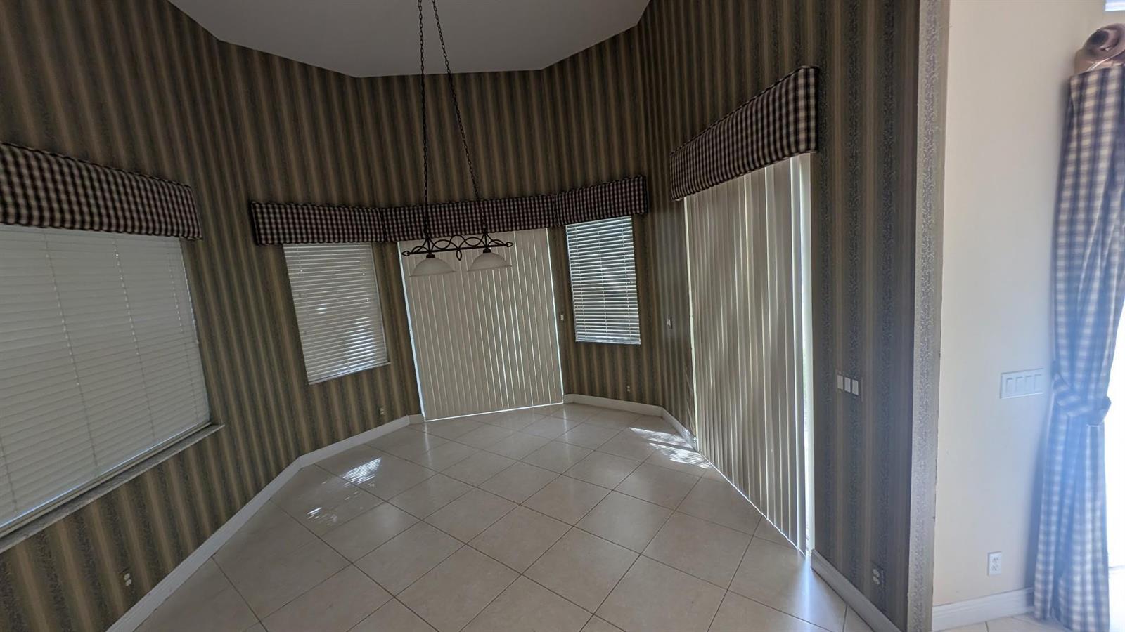 7107 NW 47th Lane, Coconut Creek FL 33073 photo 3