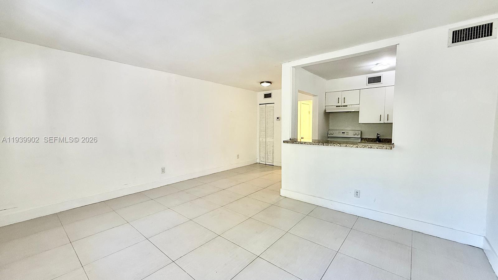 42 SW 14th St # 203, Dania Beach FL 33004 photo 5