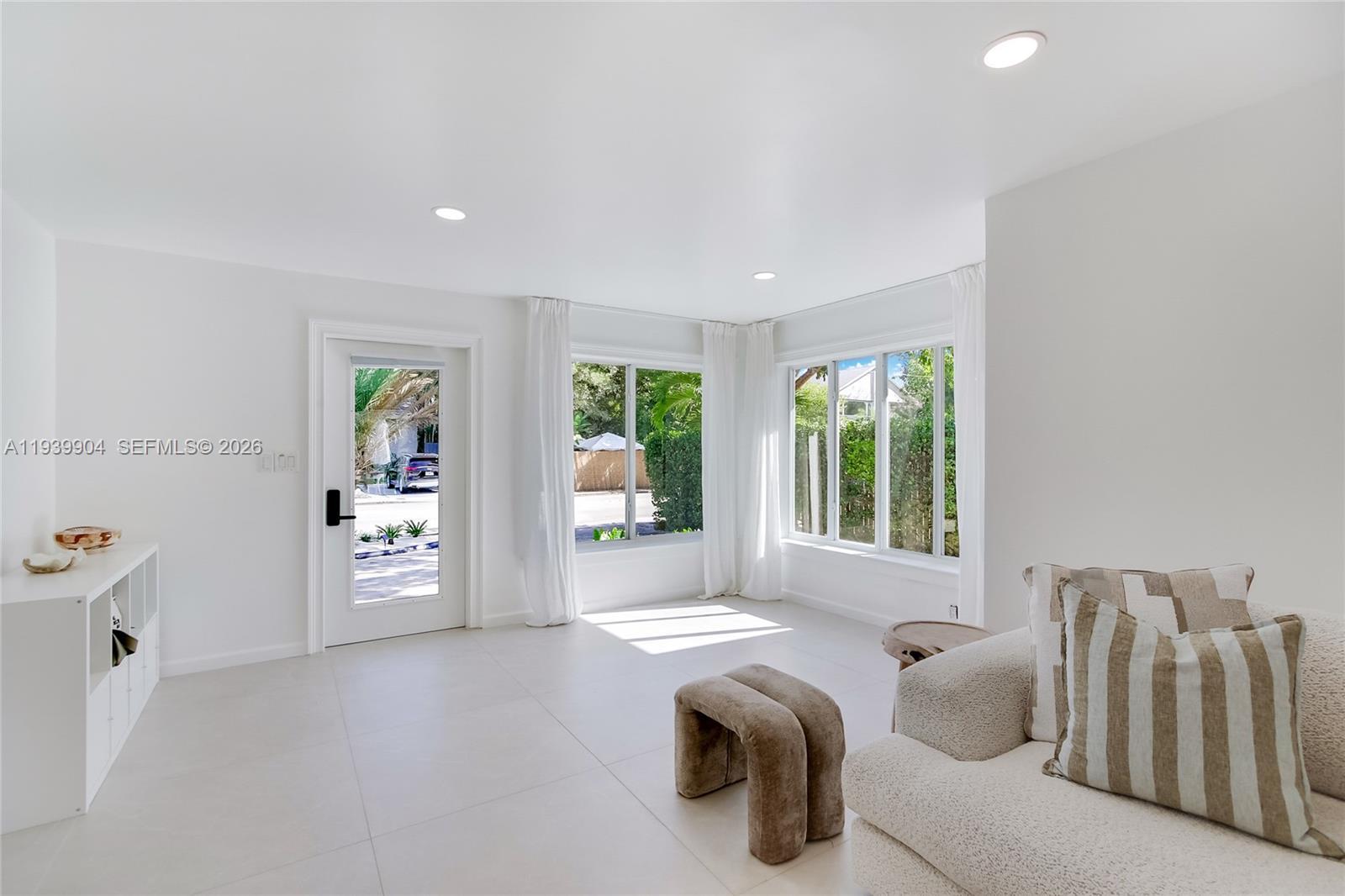 617 SW 5th Ave, Fort Lauderdale FL 33315 photo 4