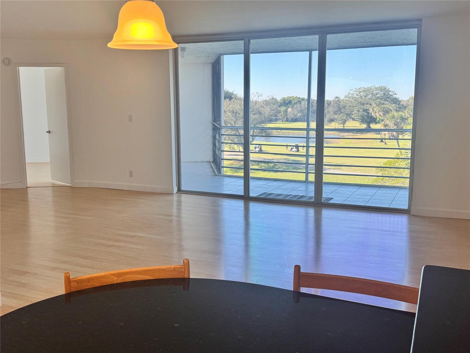 3980 Oaks Clubhouse Drive # 405, Pompano Beach FL 33069 photo 2