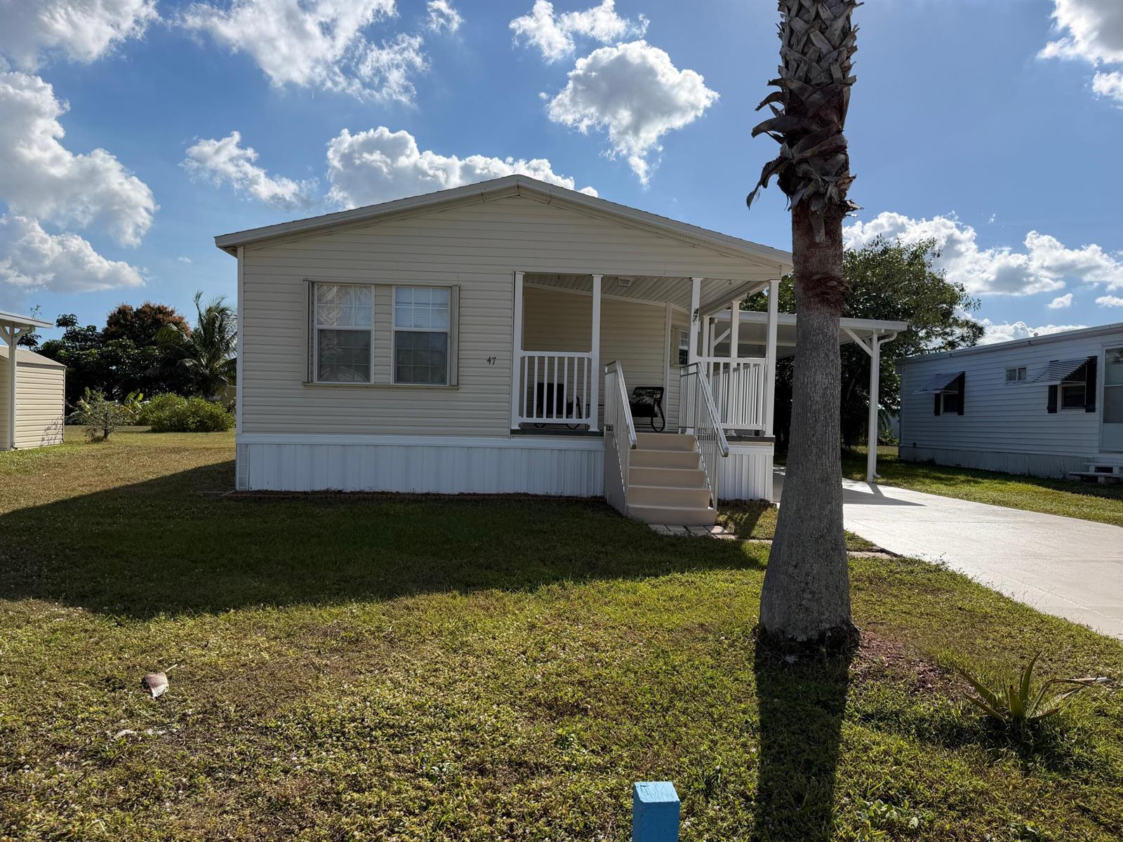 47 El Camino Real, Port St. Lucie FL 34952 photo 3