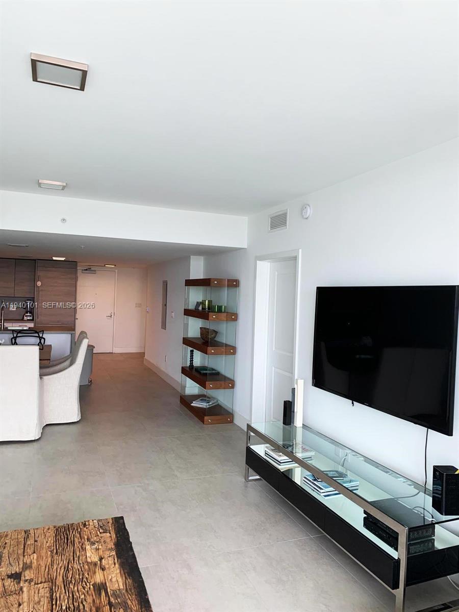 400 Sunny Isles Blvd # 1120, Sunny Isles Beach FL 33160 photo 5