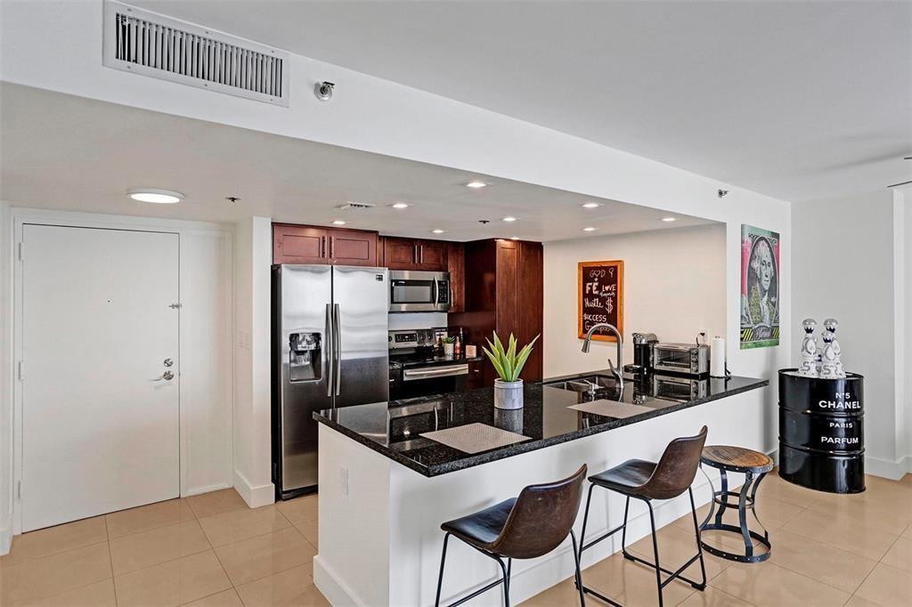 7601 E Treasure Drive # 1524, North Bay Village FL 33141 photo 4