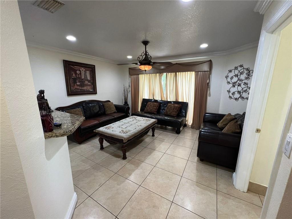 2808 NW 99th Terrace, Sunrise FL 33322 photo 2