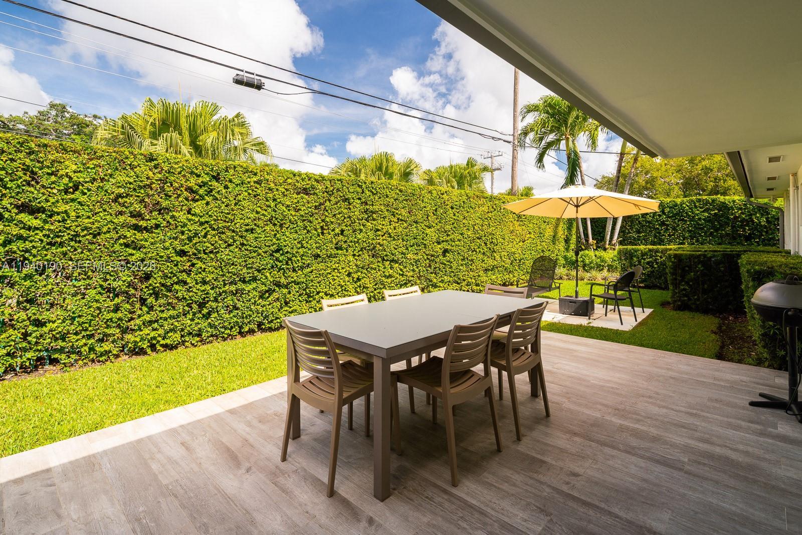 1551 Ancona Ave, Coral Gables FL 33146 photo 4