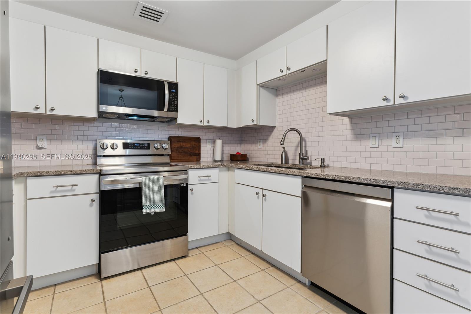 1250 S Miami Ave # 2106, Miami FL 33130 photo 3