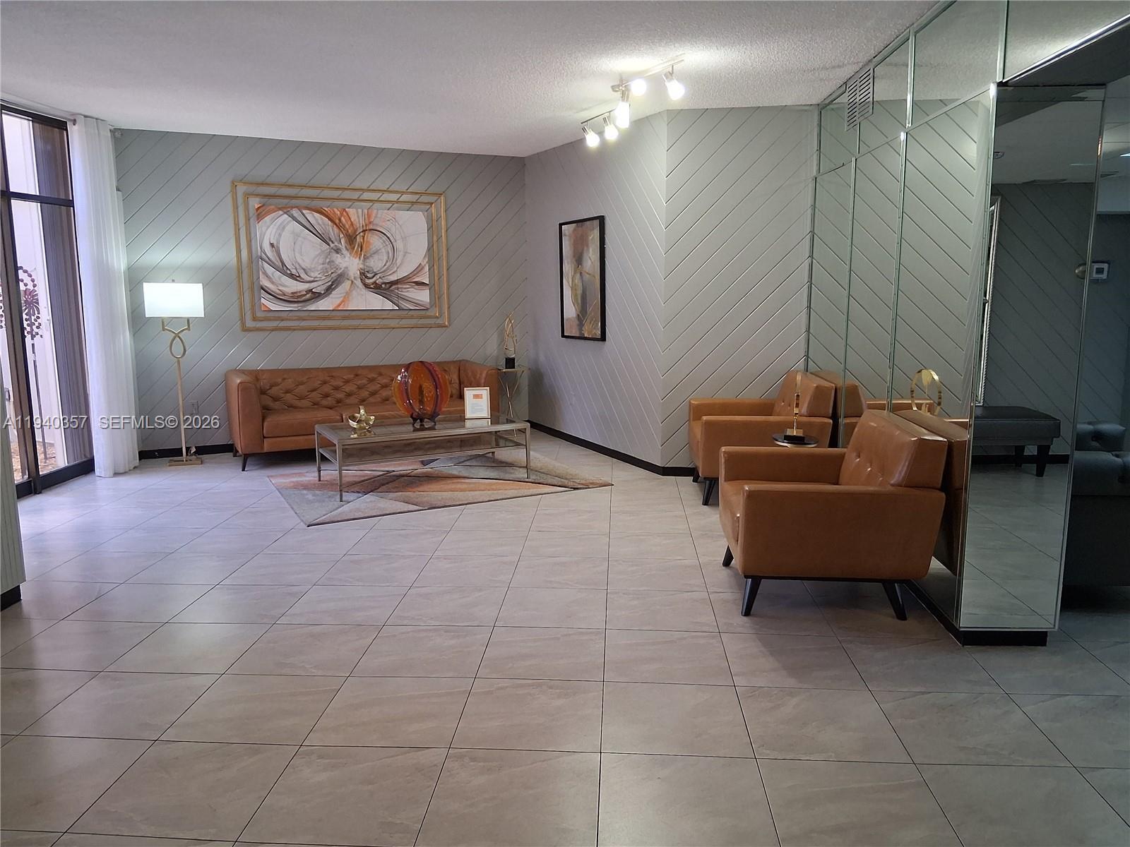1400 Saint Charles Pl # 524, Pembroke Pines FL 33026 photo 2