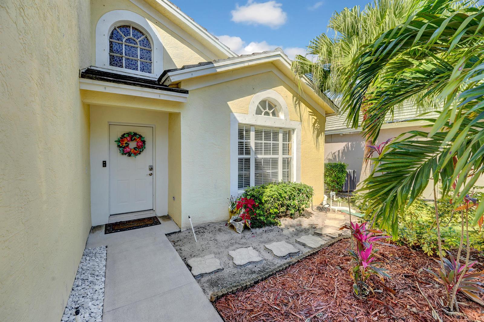 2008 Normandy Circle, West Palm Beach FL 33409 photo 5