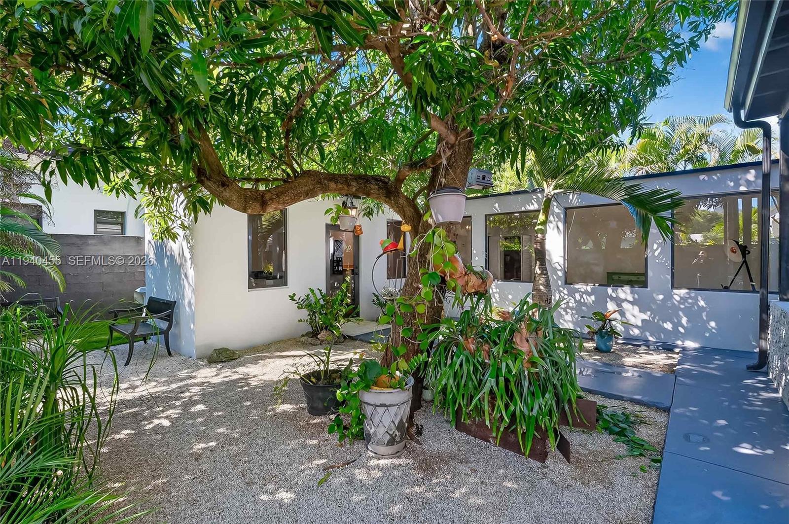 452 SW 21st Road, Miami FL 33129 photo 3