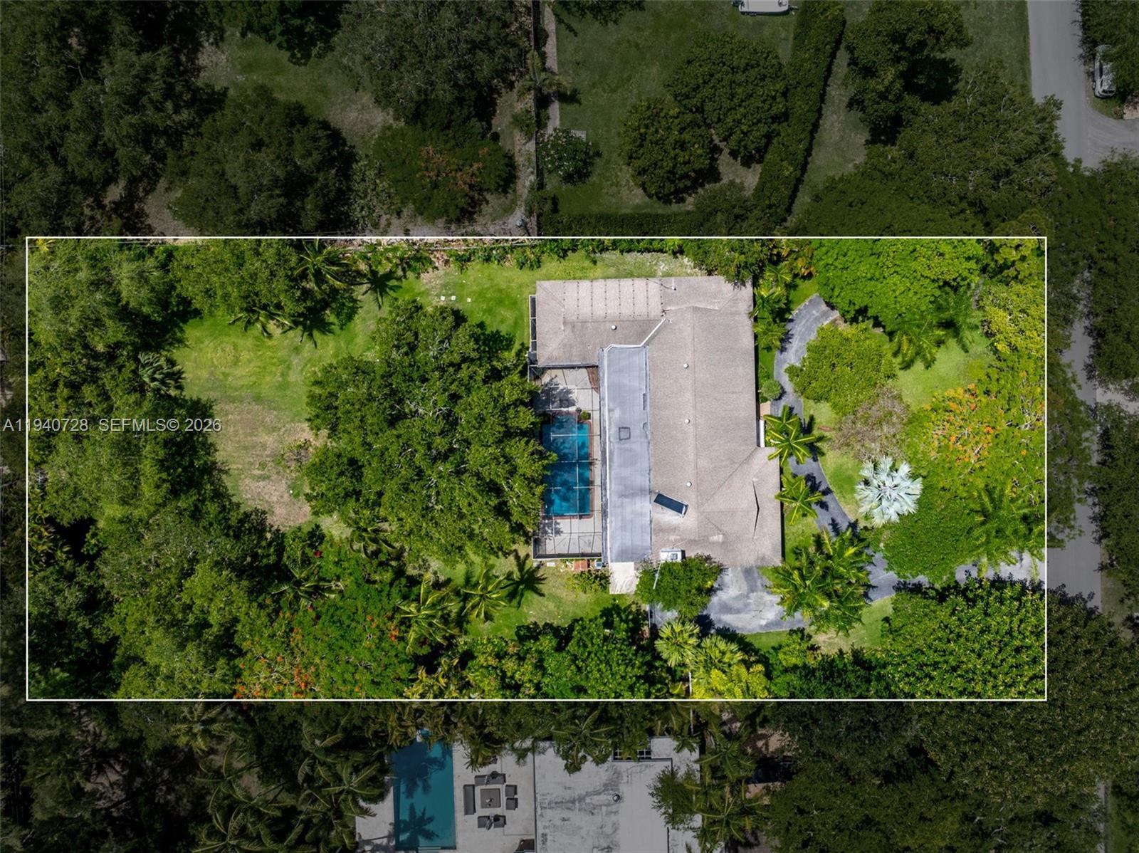 12365 SW 60th Ct, Pinecrest FL 33156 photo 2