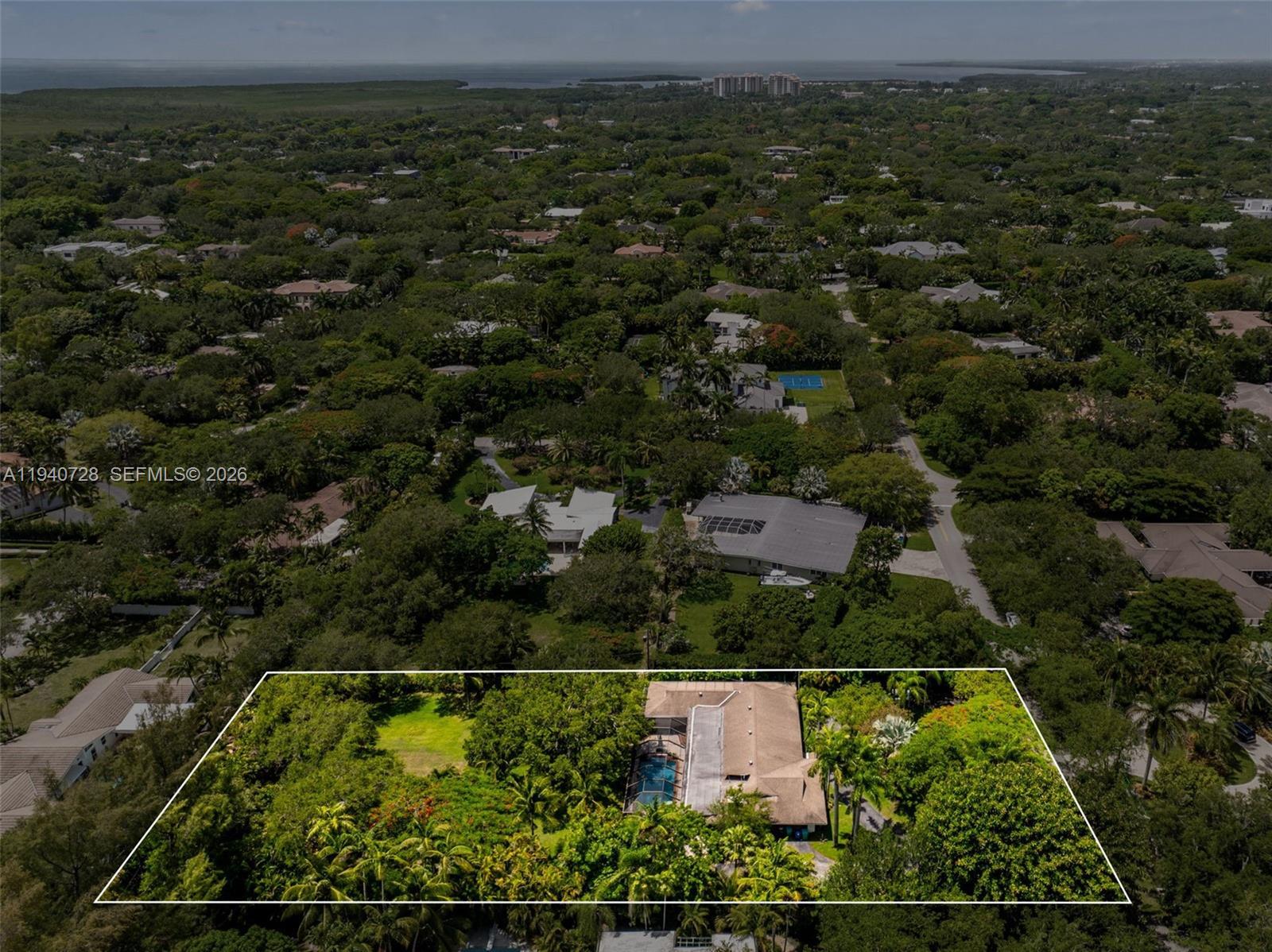 12365 SW 60th Ct, Pinecrest FL 33156 photo 3