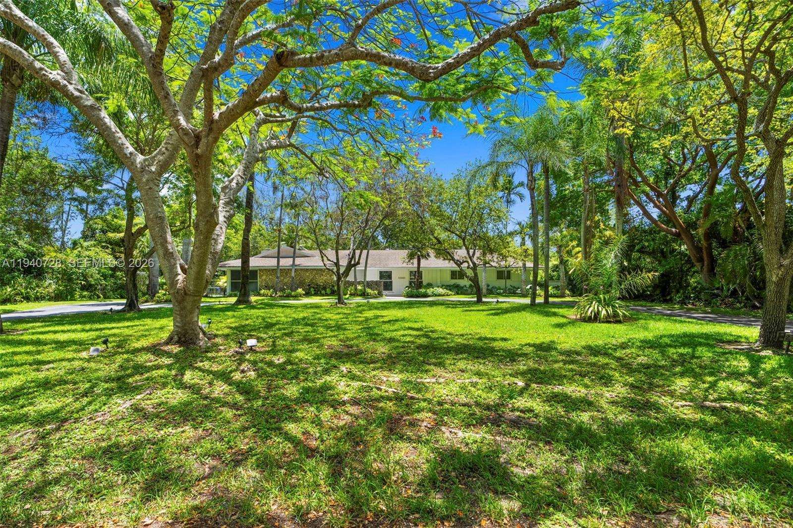 12365 SW 60th Ct, Pinecrest FL 33156 photo 4