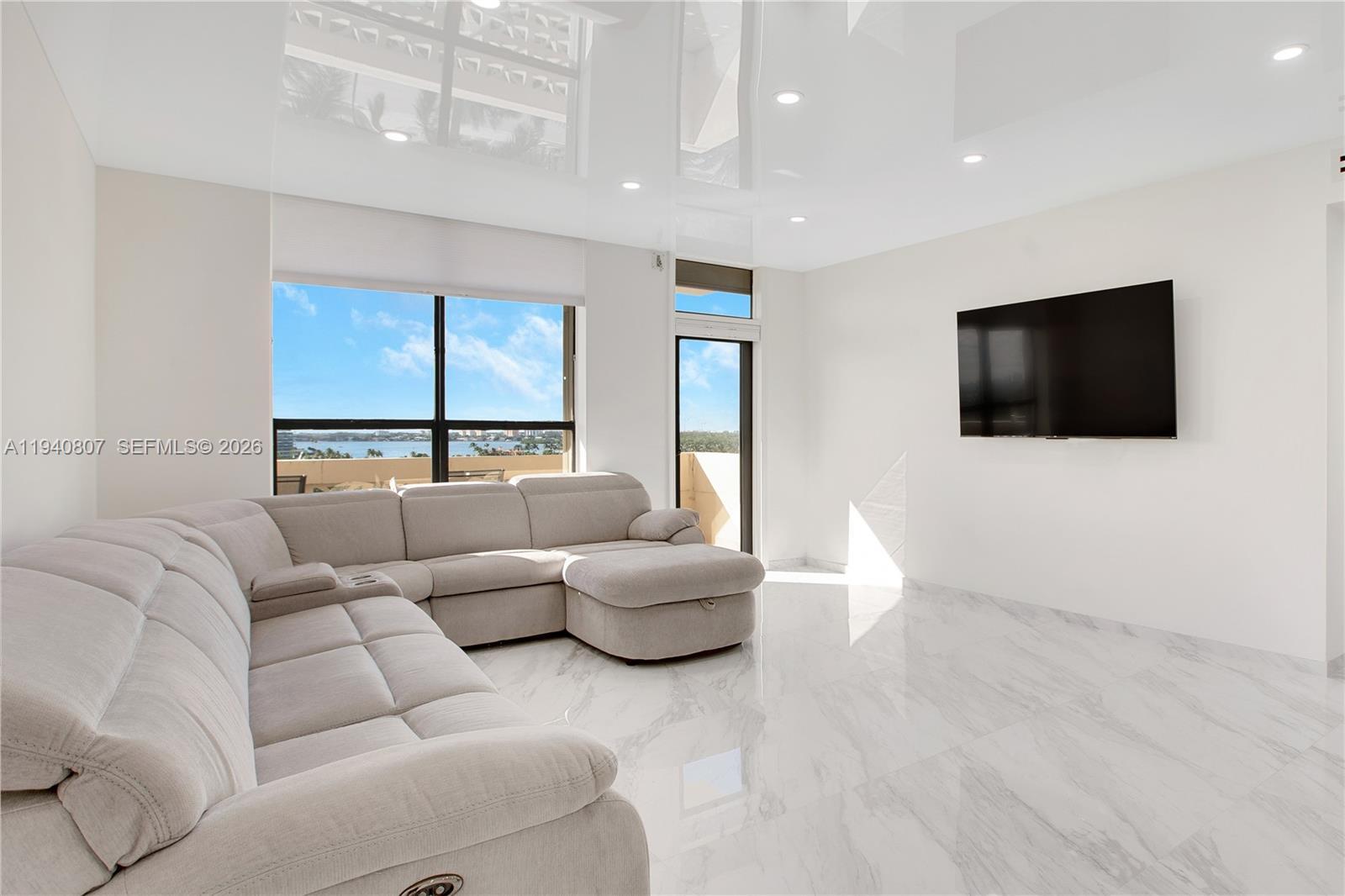 10185 Collins Ave # 907, Bal Harbour FL 33154 photo 3