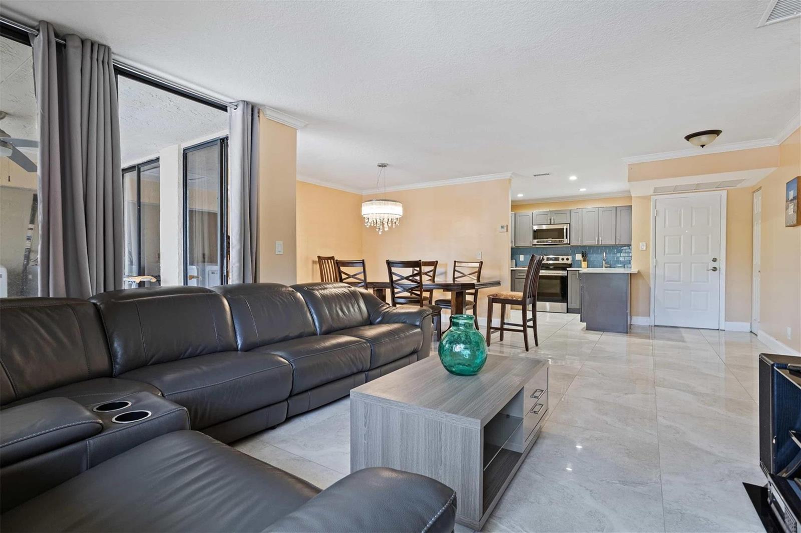 4156 Carambola Circle # 2154, Coconut Creek FL 33066