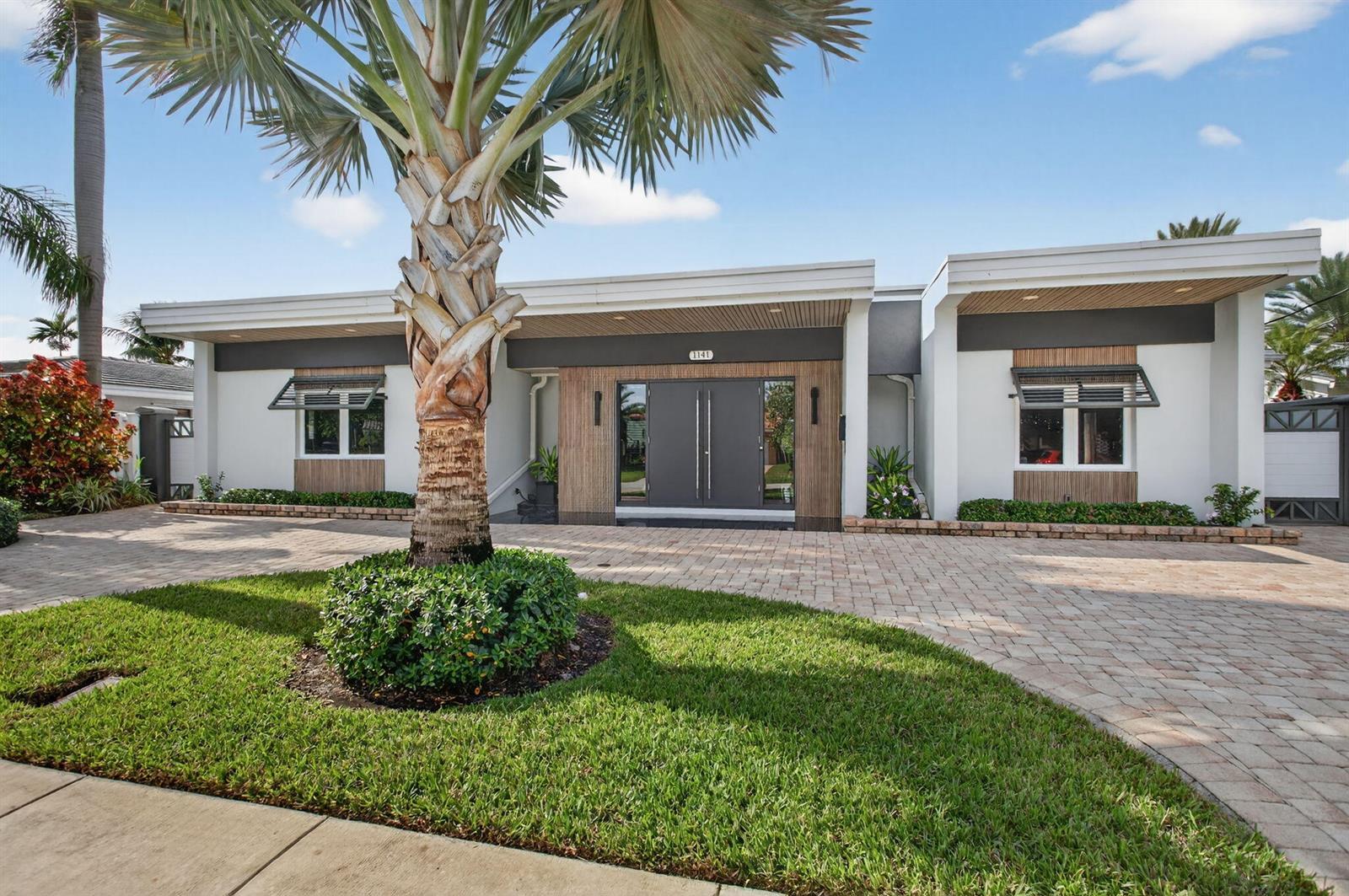 1141 SE 9th Avenue, Pompano Beach FL 33060 photo 2