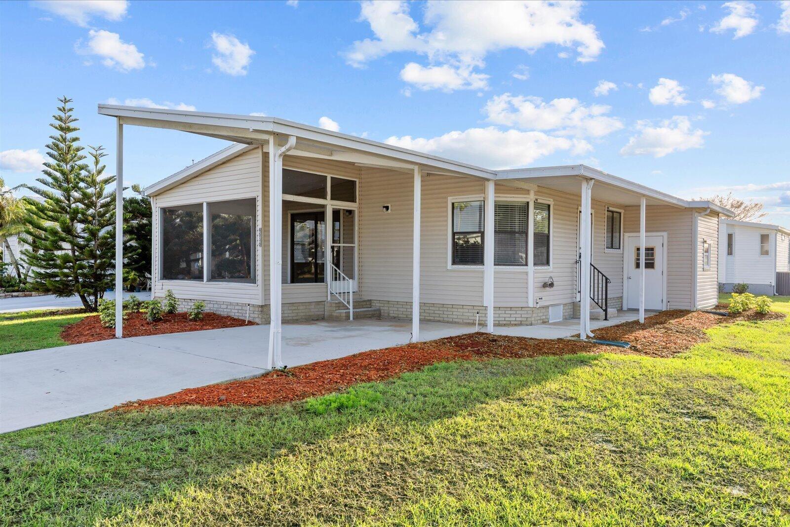 8530 Leadtree Court, Port St. Lucie FL 34952