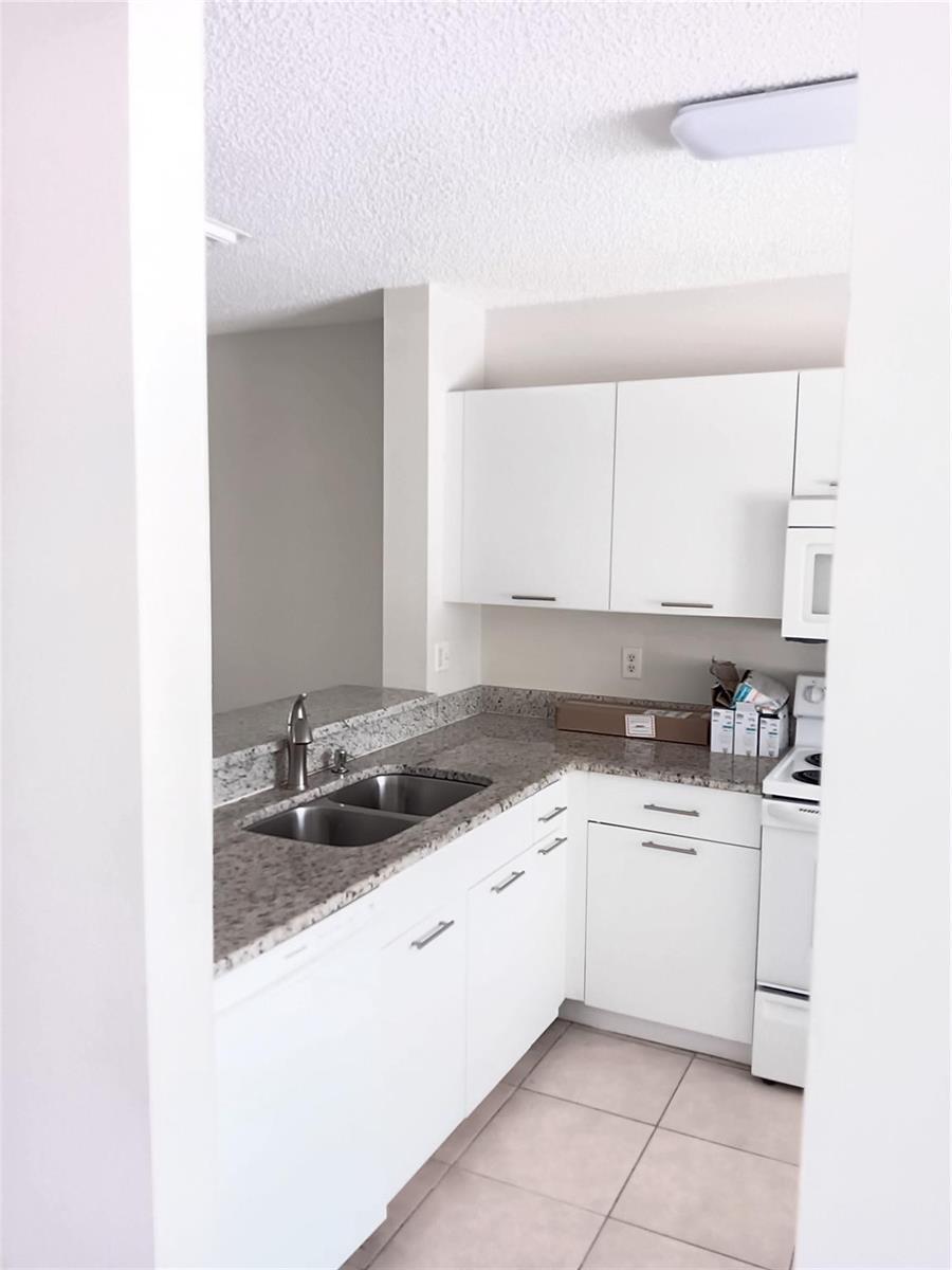20869 NW 2nd Street # 1, Pembroke Pines FL 33029 photo 2