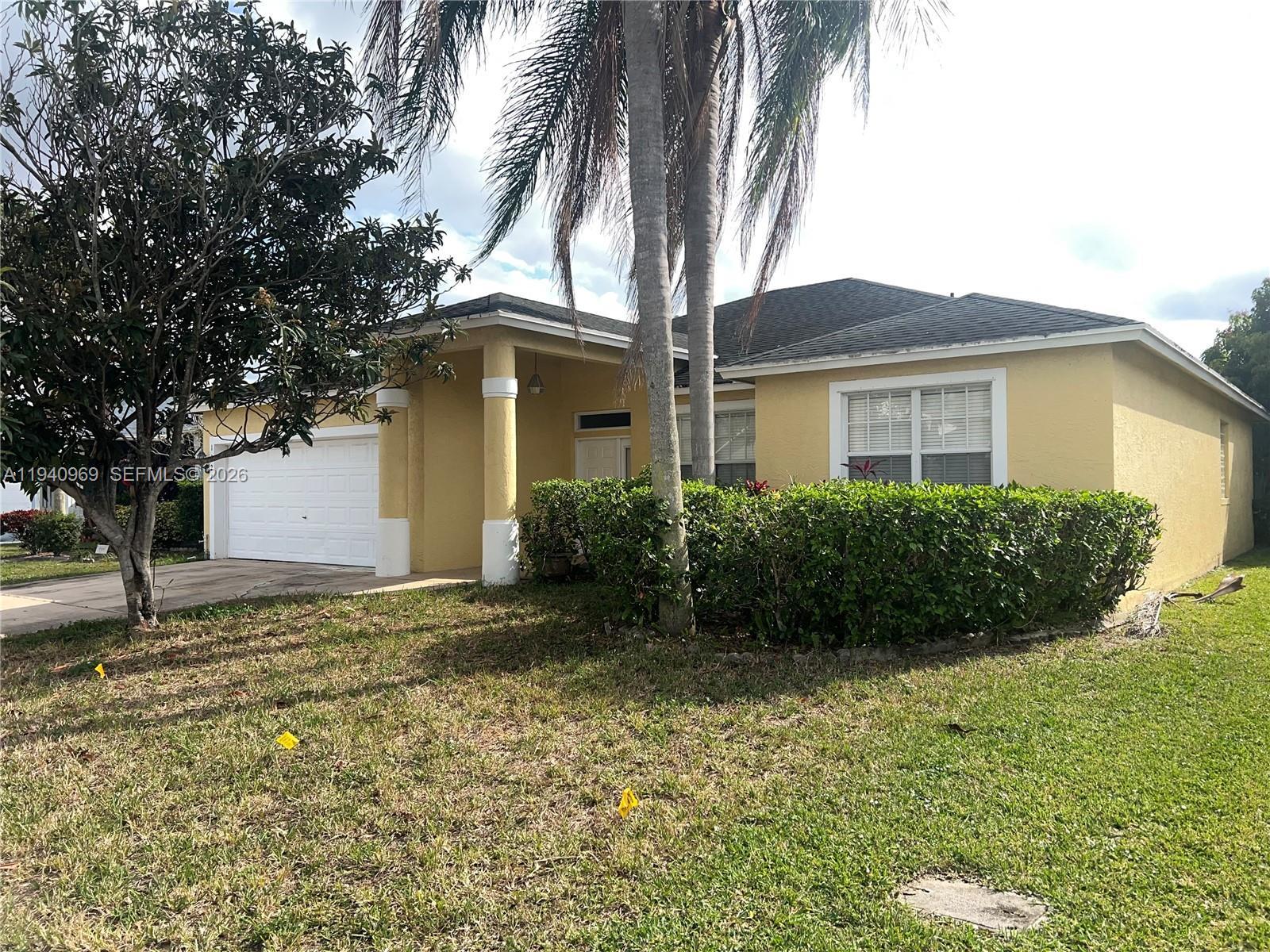 1327 Monteray Way, Green Acres FL 33413 photo 2