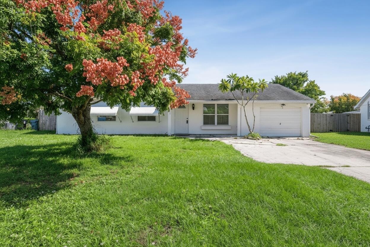 2009 SE Hideaway Circle, Port St. Lucie FL 34952