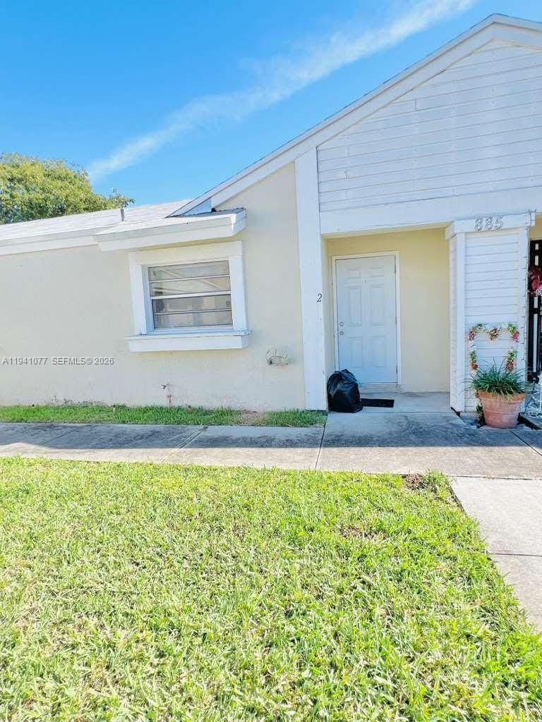 885 NE 213th Ter # 2, Miami FL 33179 photo 3