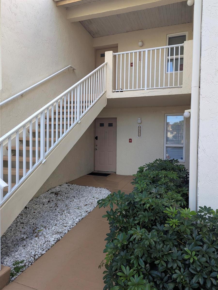 19117 Glenmoor Drive, West Palm Beach FL 33409 photo 3
