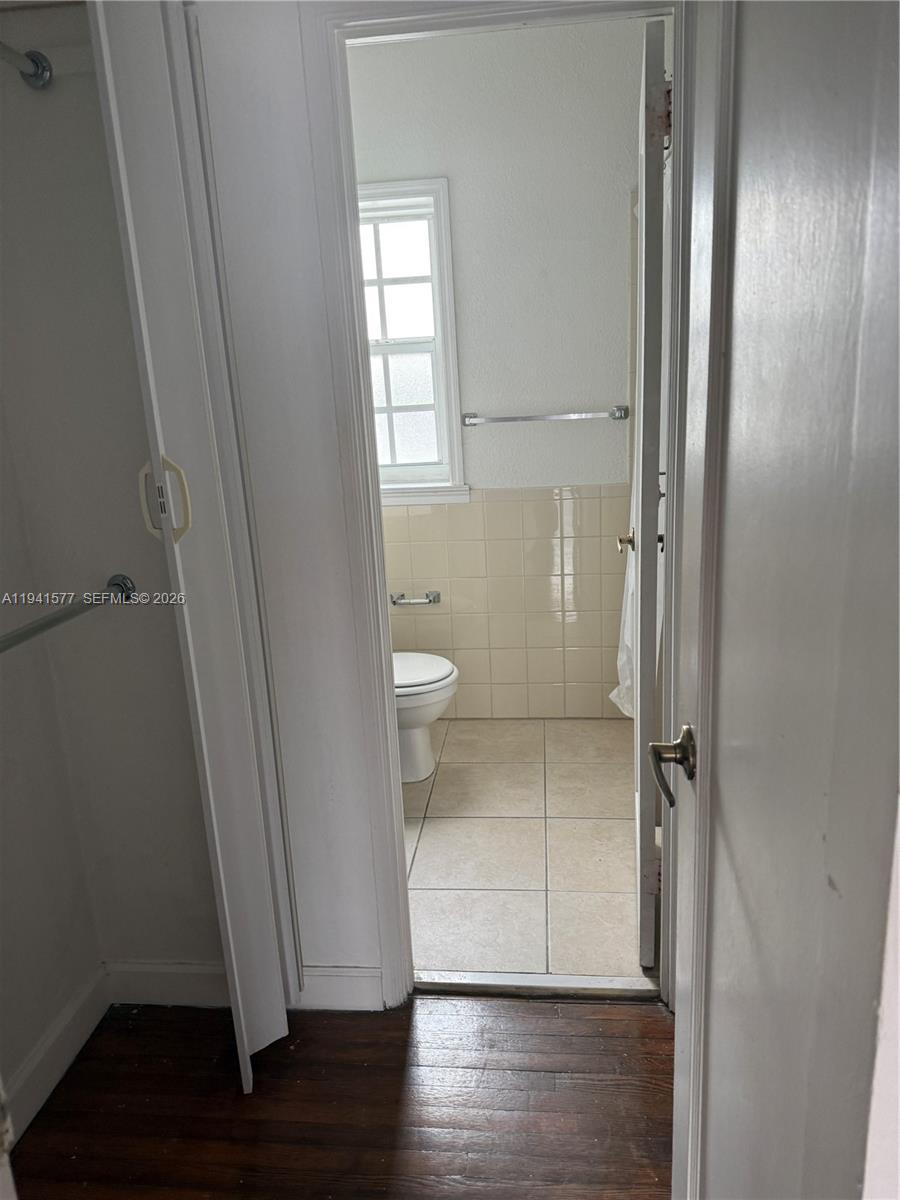 7611 Harding Ave # 7, Miami Beach FL 33141 photo 3