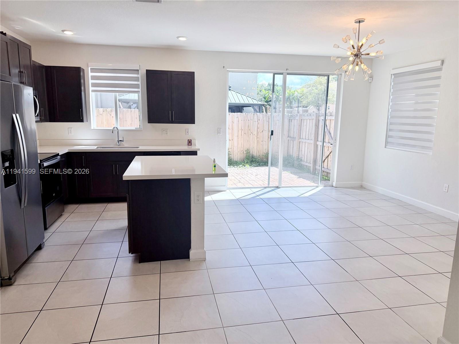 2418 SE 10th Ct, Homestead FL 33035 photo 5