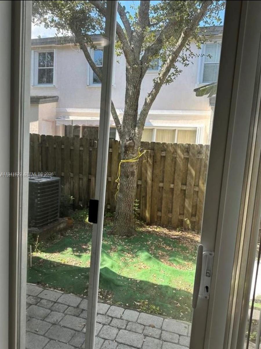 152 SE 29th Ave # 4, Homestead FL 33033 photo 3