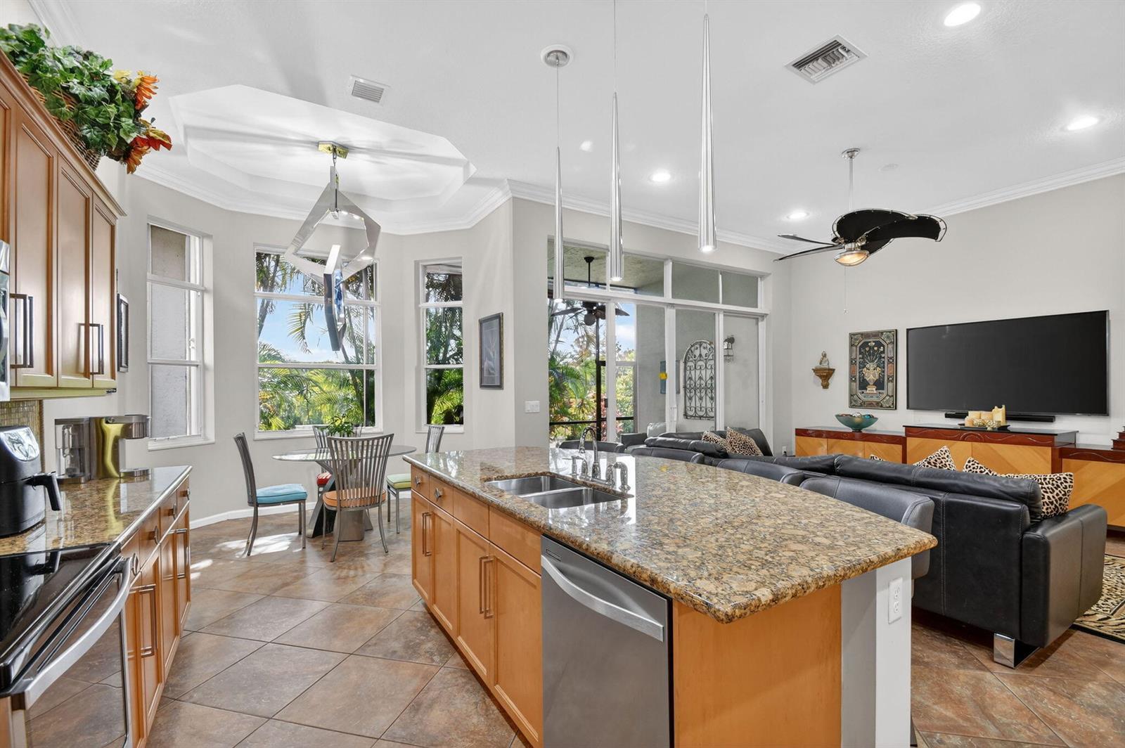9842 Via Elegante, Wellington FL 33411 photo 4