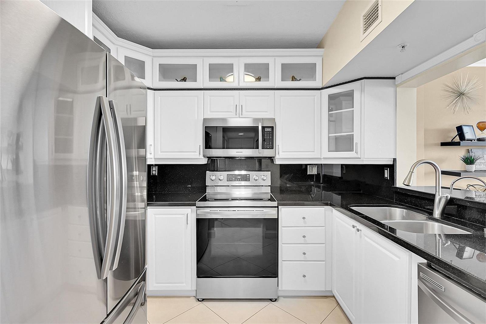 3020 NE 32nd Avenue # 805, Fort Lauderdale FL 33308 photo 2