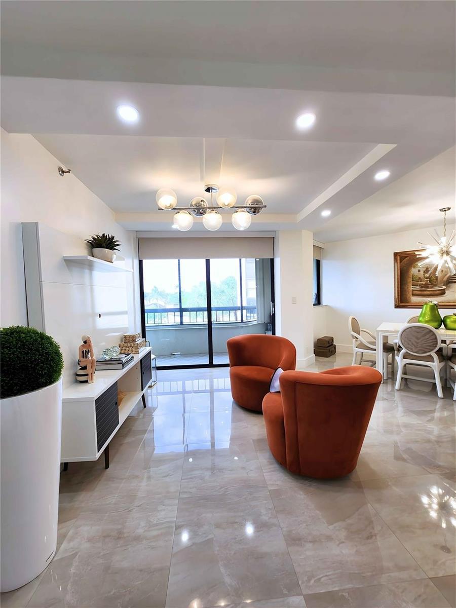 6463 La Costa Drive # 301, Boca Raton FL 33433