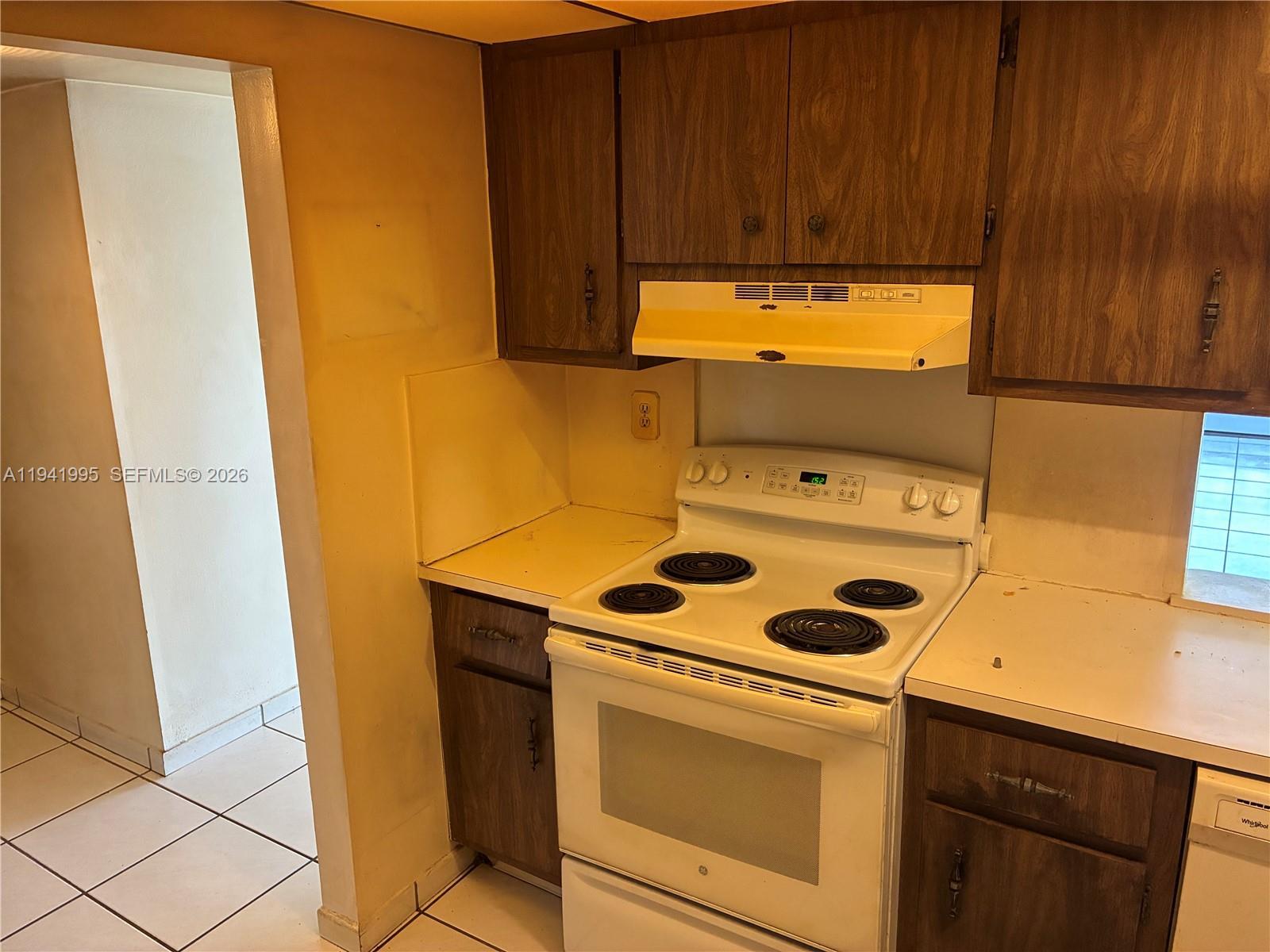 500 Three Islands Blvd # 619, Hallandale Beach FL 33009 photo 2