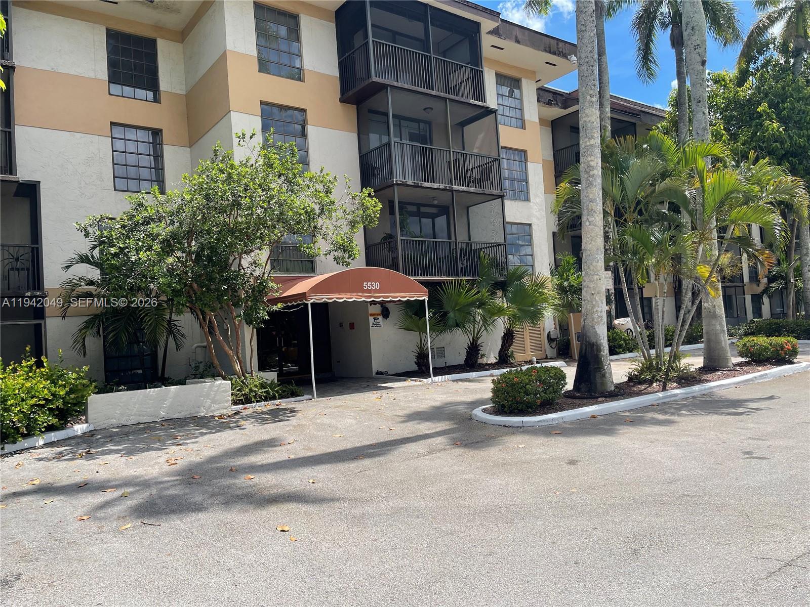 5530 NW 44th St # 103C, Lauderhill FL 33319