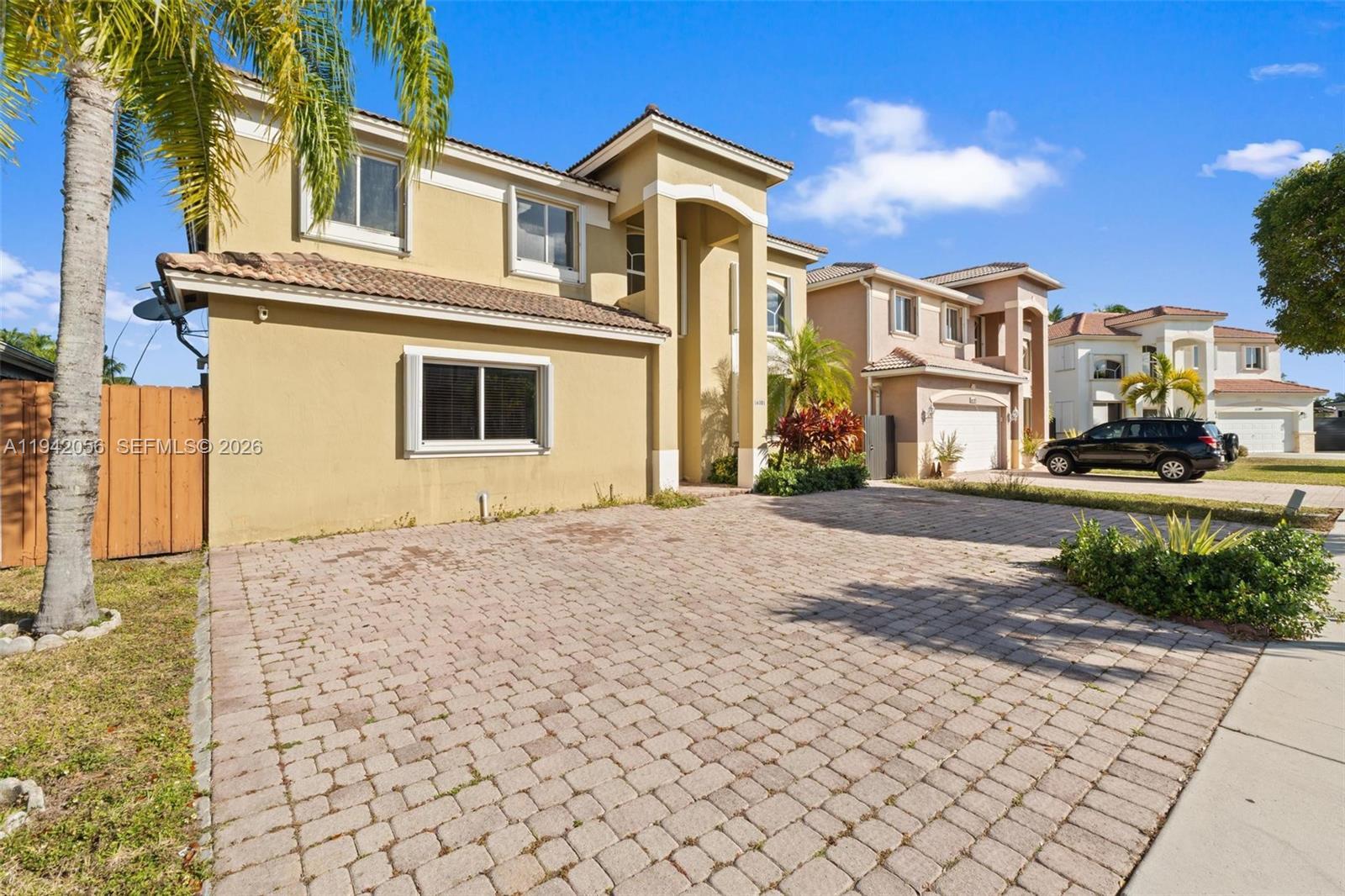 16301 SW 70th St, Miami FL 33193 photo 3