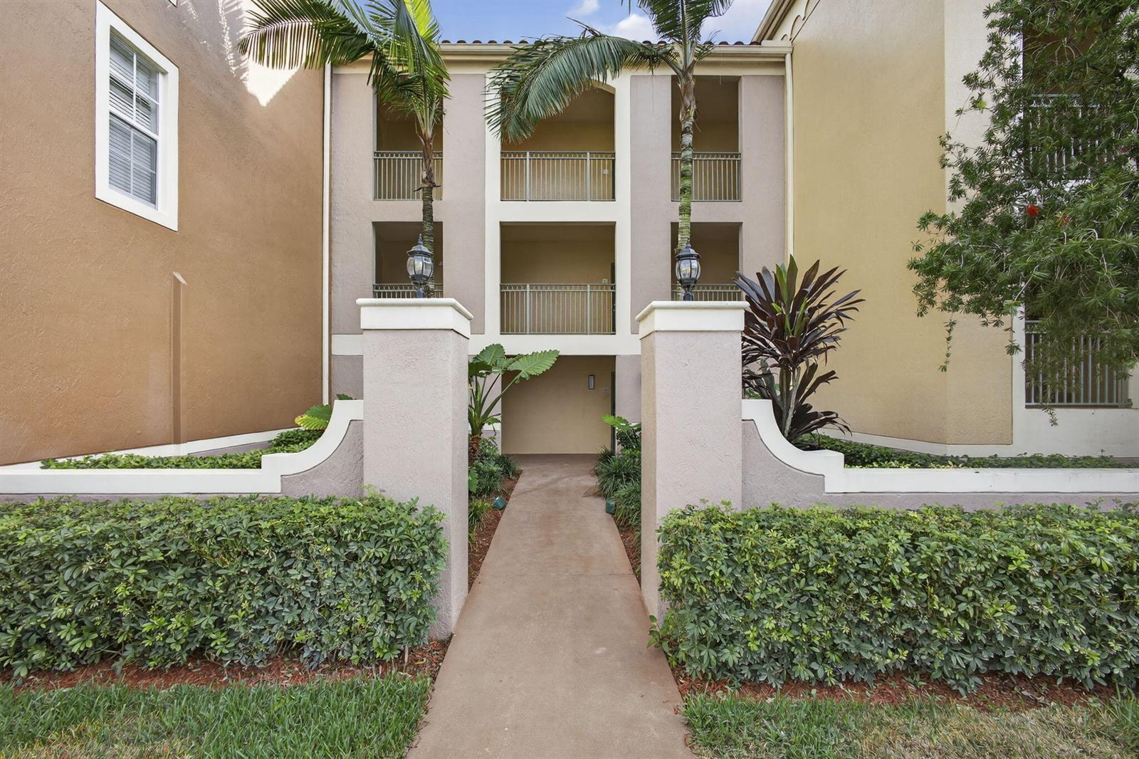 11730 Saint Andrews Place # 307, Wellington FL 33414