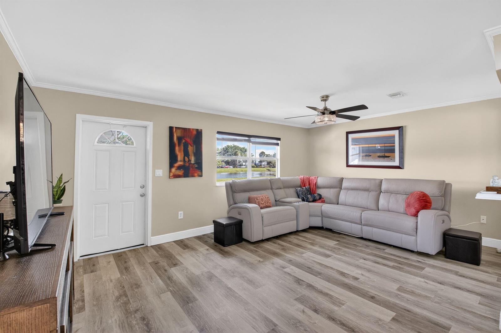 170 Valencia H, Delray Beach FL 33446 photo 5