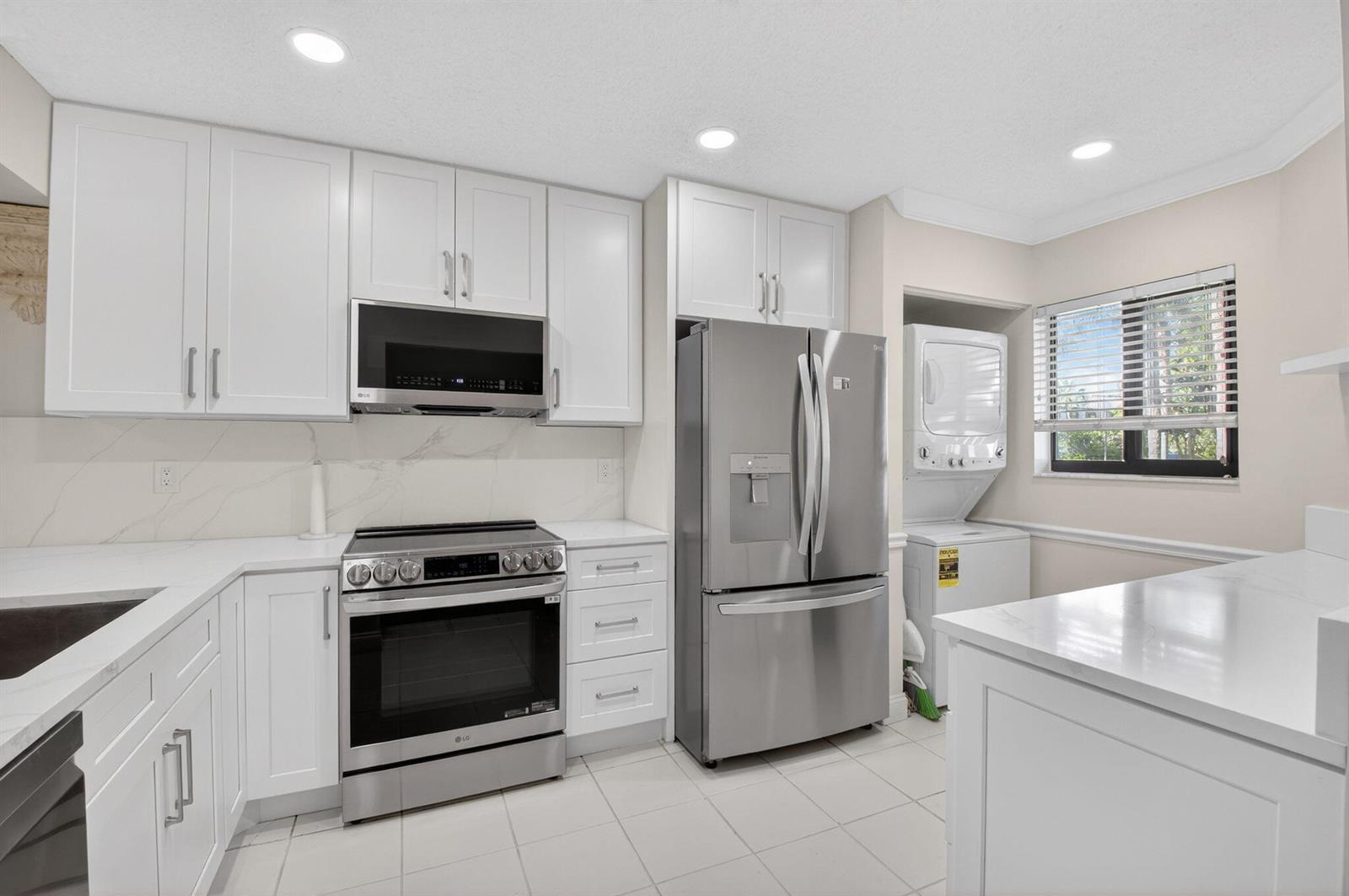 159 NW 70th Street # 403, Boca Raton FL 33487 photo 3
