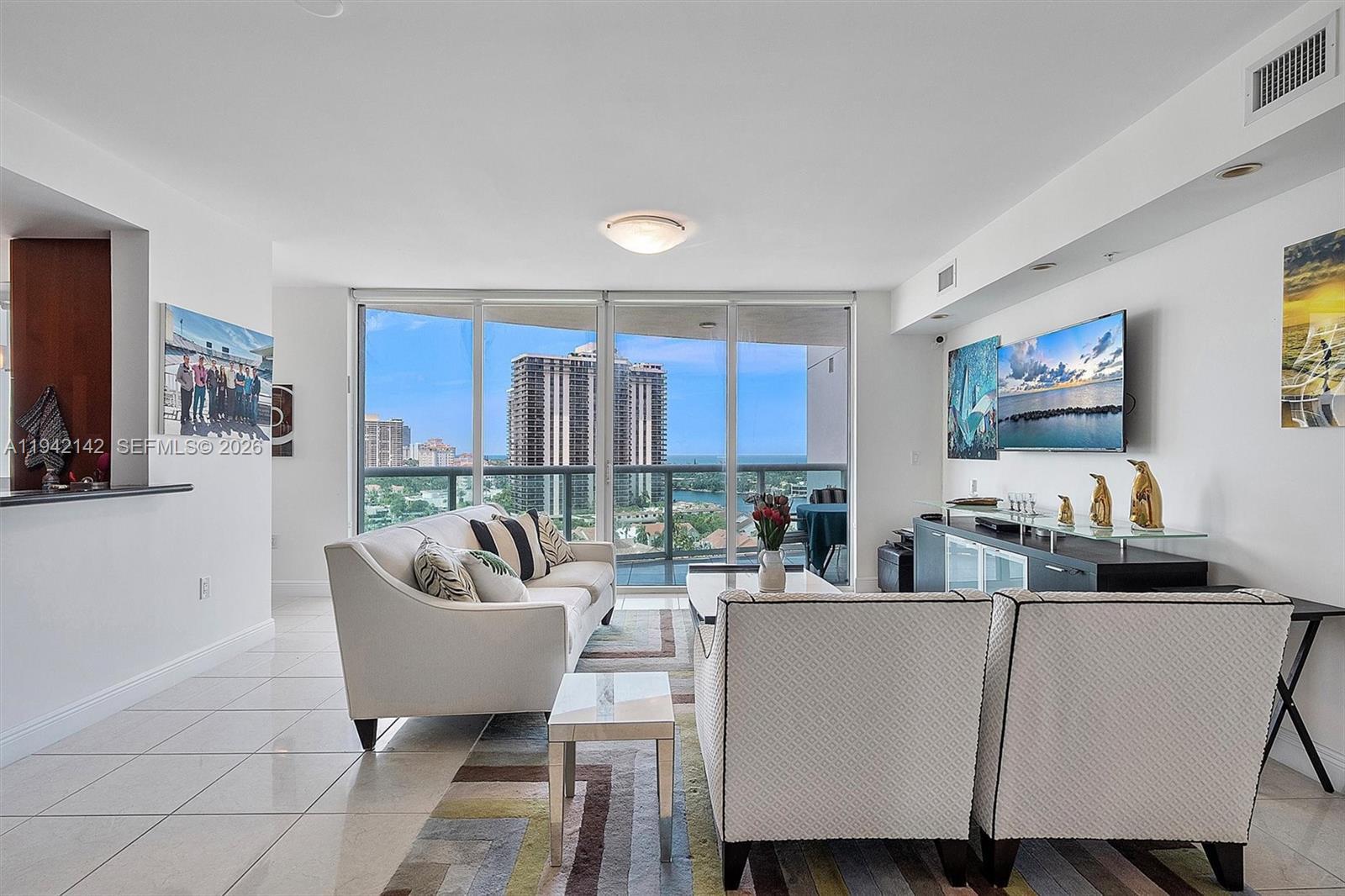 19400 Turnberry Way # 1131, Aventura FL 33180 photo 2