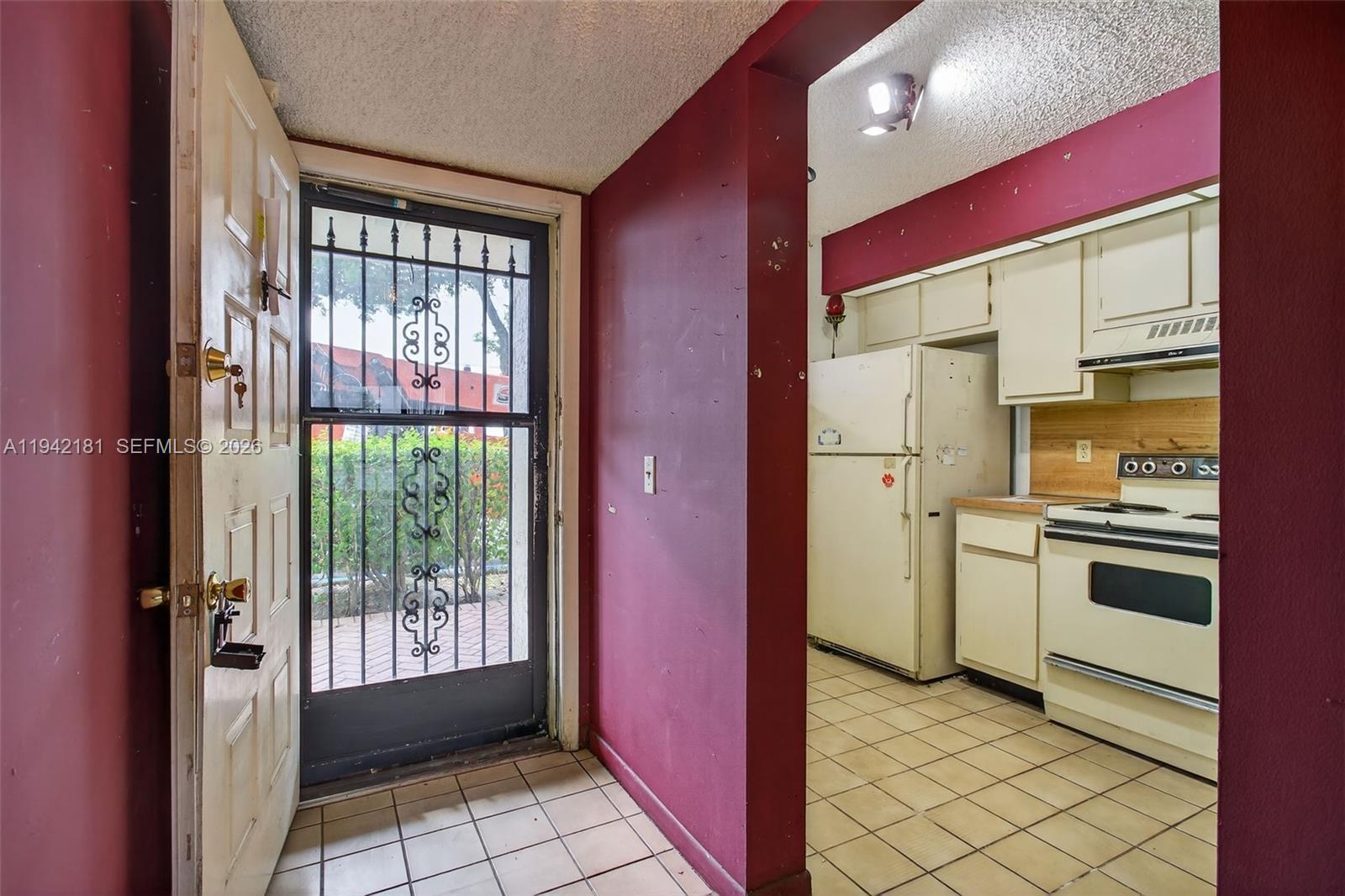 114 Lake Emerald Dr # 104, Oakland Park FL 33309 photo 3