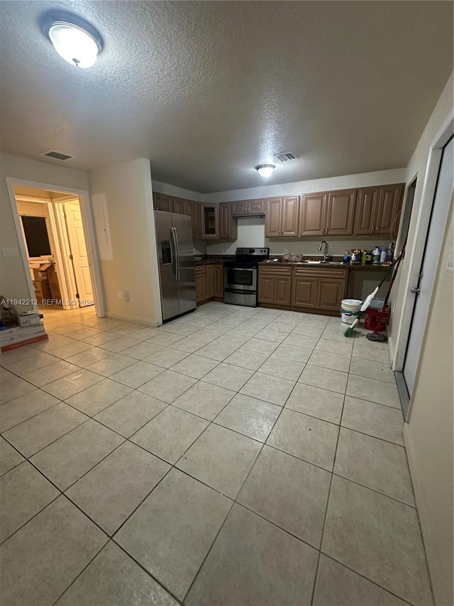 1239 NE 127th St # C, North Miami FL 33161