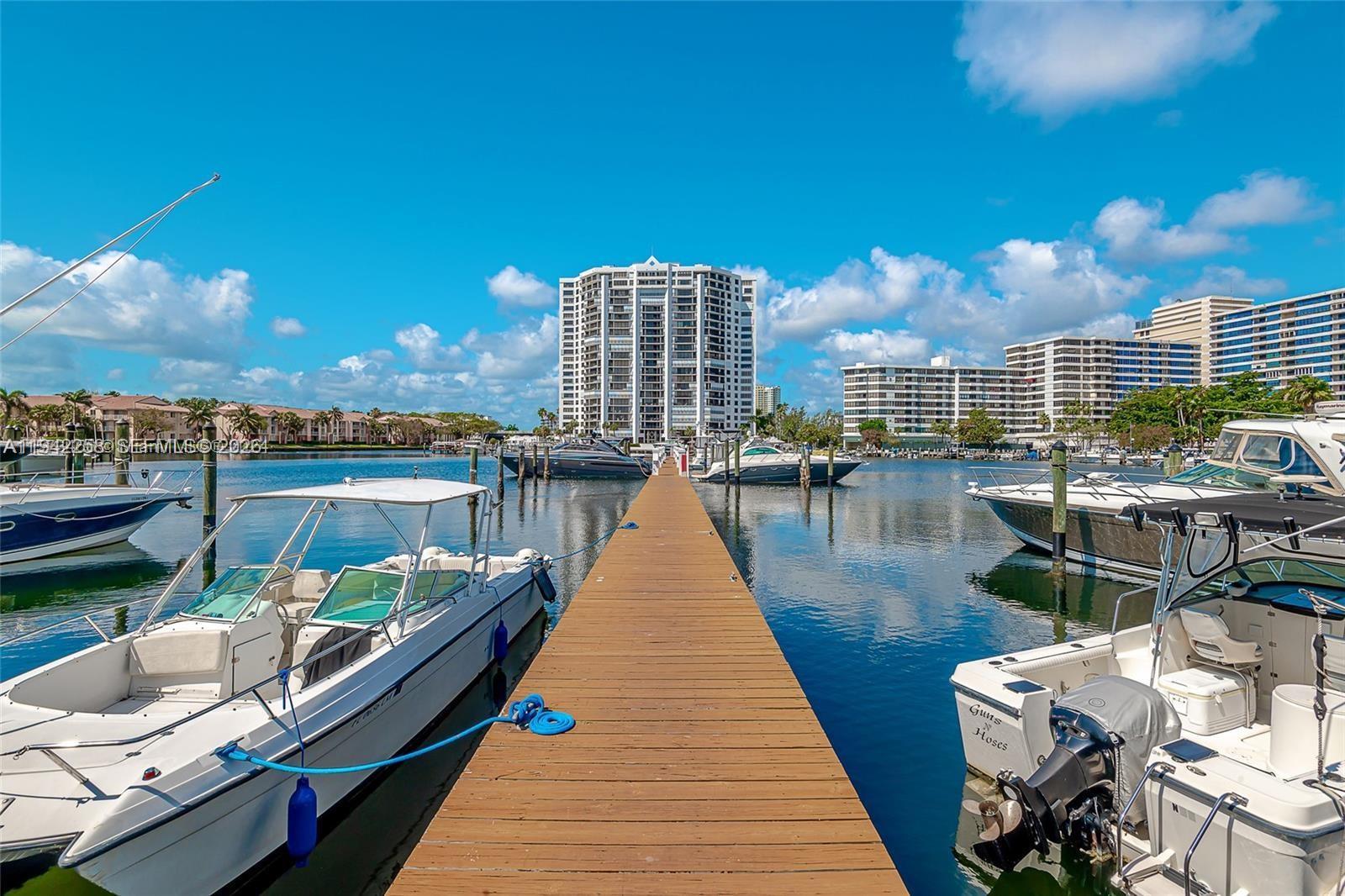 2753 S Parkview Dr, Hallandale Beach FL 33009 photo 3