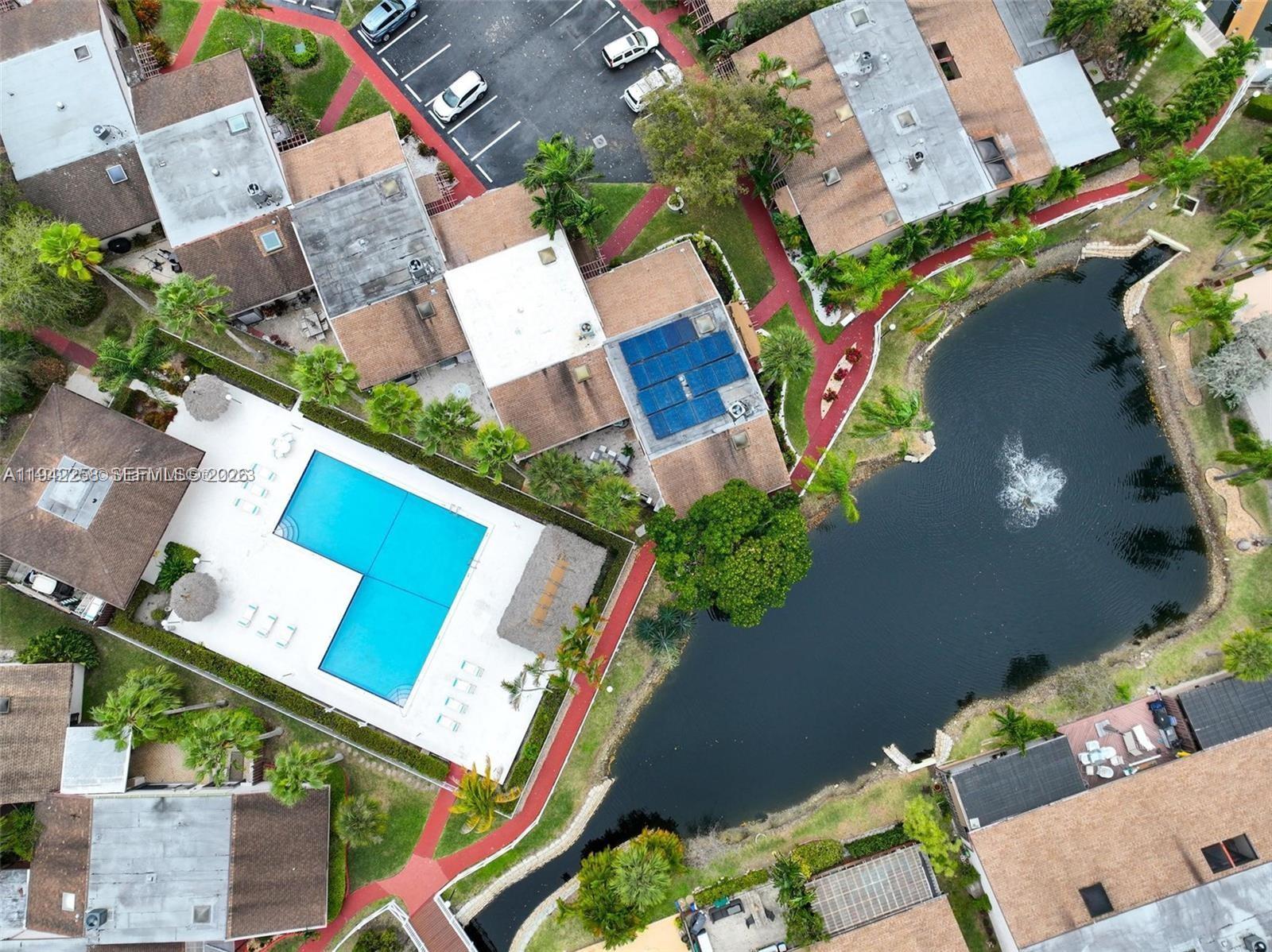 2753 S Parkview Dr, Hallandale Beach FL 33009