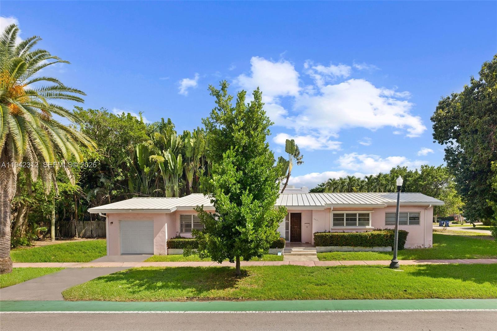 4601 Royal Palm Ave, Miami Beach FL 33140 photo 2