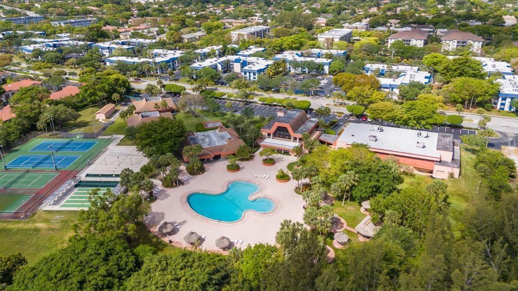 3120 Holiday Springs Boulevard # 106, Margate FL 33063 photo 3